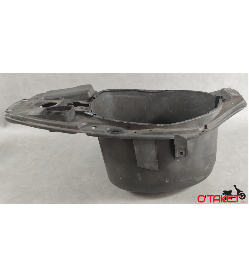 Coffre Typhoon/NRG/MC2/MC3/Storm origine PIAGGIO/GILERA Accueil sur le site du spécialiste des deux roues O-TAKET.COM