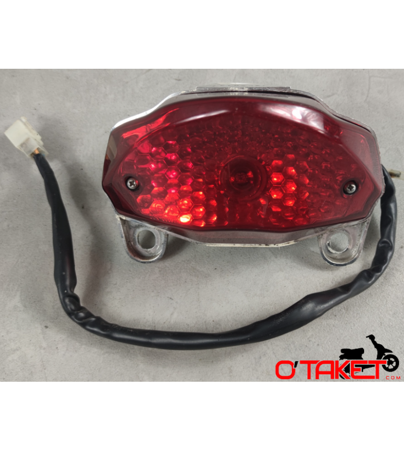 Feu arrière Orbit II/Crox/Xpro origine SYM Accueil sur le site du spécialiste des deux roues O-TAKET.COM Feu arrière Orbit II/Crox/Xpro origine SYM Accueil sur le site du spécialiste des deux roues O-TAKET.COM