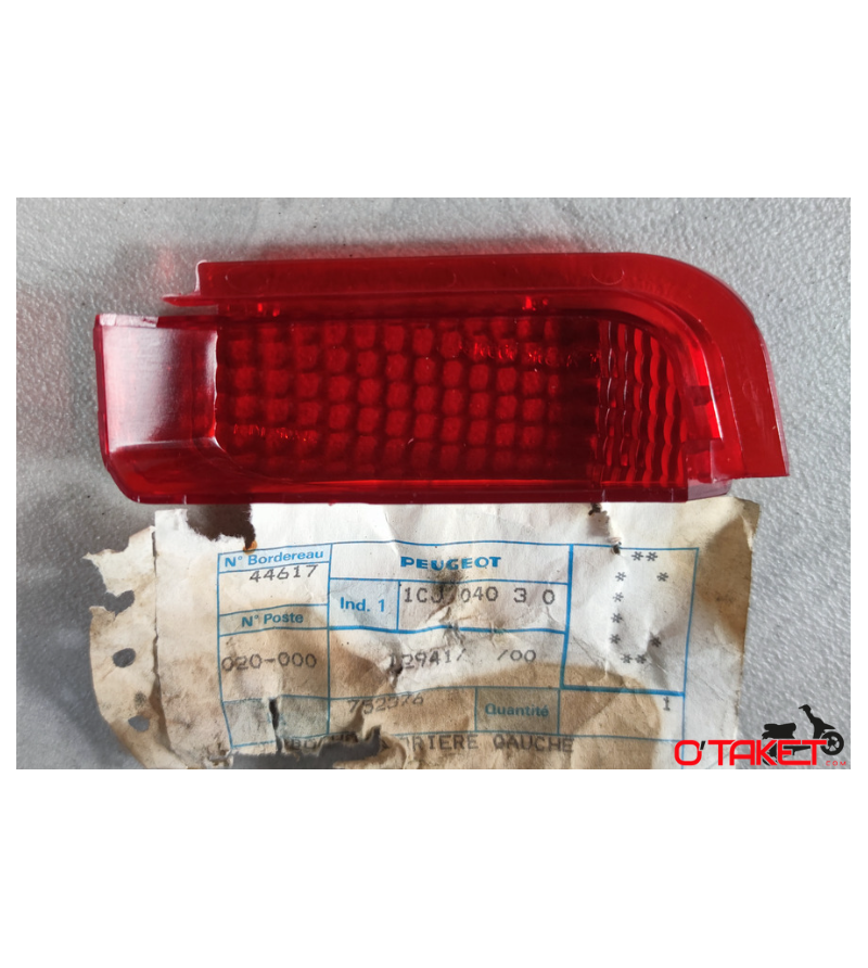Cabochon arrière gauche SV/ST origine PEUGEOT 80/125 Accueil sur le site du spécialiste des deux roues O-TAKET.COM Cabochon arrière gauche SV/ST origine PEUGEOT 80/125 Accueil sur le site du spécialiste des deux roues O-TAKET.COM