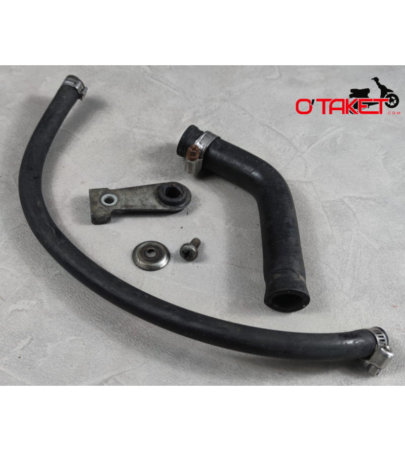 Lot durite de radiateur + support supérieur de radiateur Senda/RCR/SMT origine DERBI/GILERA EURO 2 Accueil sur le site du spé...