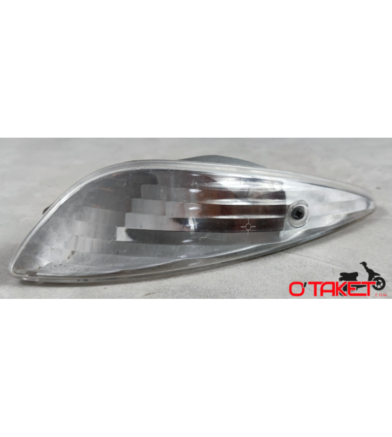 Clignotant arrière droit Elystar/Elyseo origine PEUGEOT Accueil sur le site du spécialiste des deux roues O-TAKET.COM Clignotant arrière droit Elystar/Elyseo origine PEUGEOT Accueil sur le site du spécialiste des deux roues O-TAKET.COM