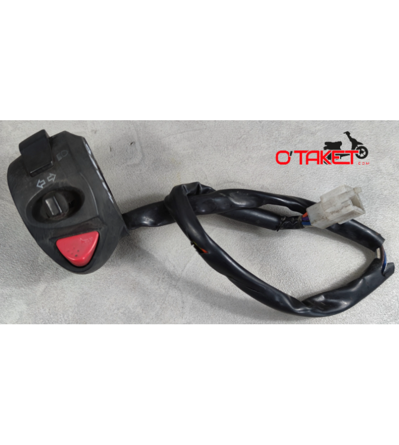 Commodo gauche Citystar/Geopolis/Satelis/Satelis Compressor origine PEUGEOT Accueil sur le site du spécialiste des deux roues... Commodo gauche Citystar/Geopolis/Satelis/Satelis Compressor origine PEUGEOT Accueil sur le site du spécialiste des deux roues...