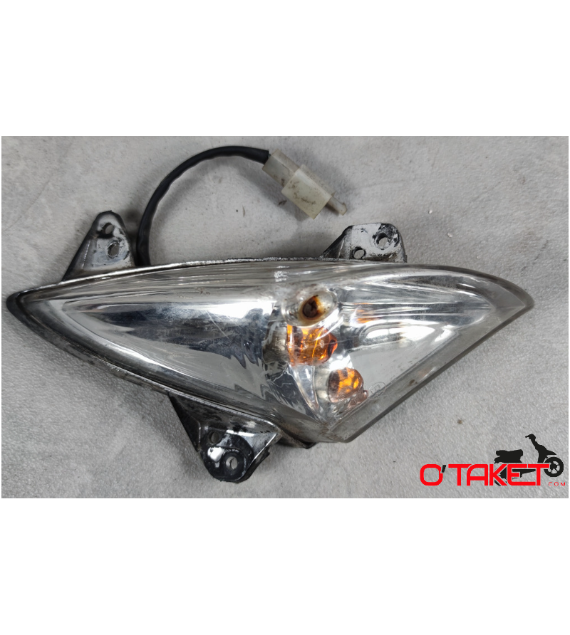 Clignotant avant droit Citystar origine PEUGEOT 50/125/200 2T/4T Accueil sur le site du spécialiste des deux roues O-TAKET.COM Clignotant avant droit Citystar origine PEUGEOT 50/125/200 2T/4T Accueil sur le site du spécialiste des deux roues O-TAKET.COM