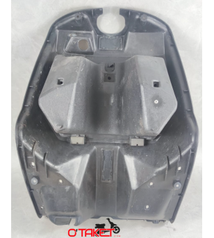 Tablier intérieur/protège jambes Beluga origine YAMAHA 125 Accueil sur le site du spécialiste des deux roues O-TAKET.COM