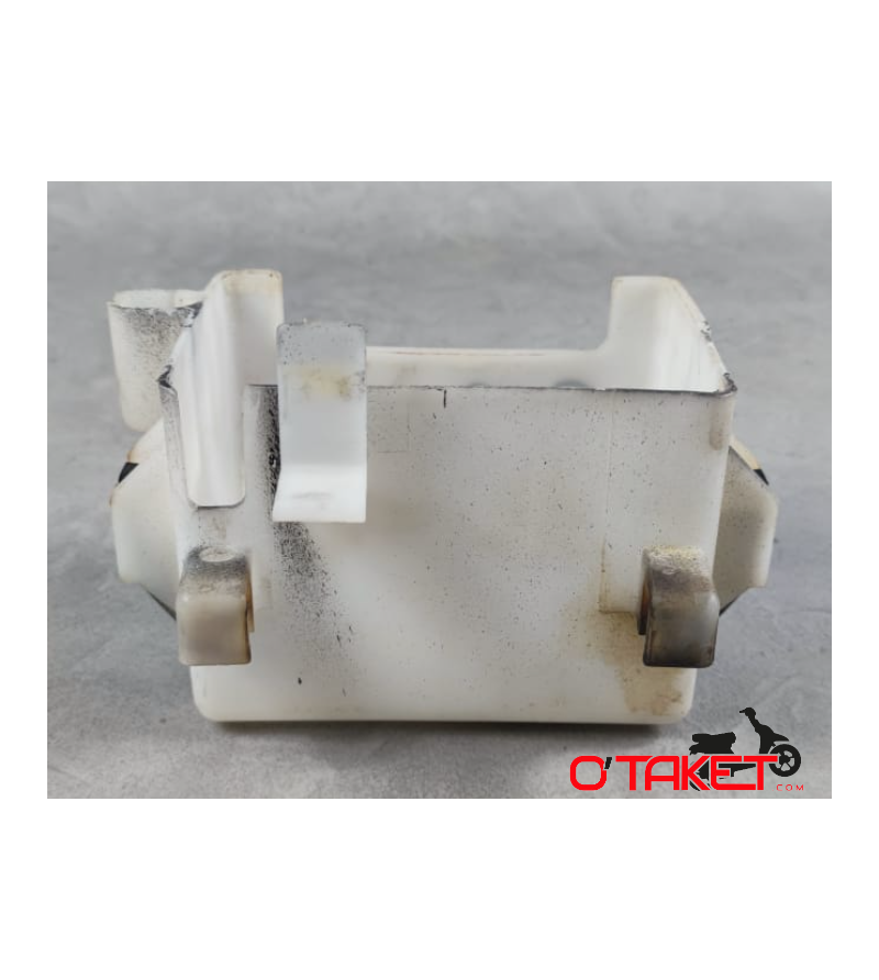 Bac a batterie Beluga origine YAMAHA 125 Accueil sur le site du spécialiste des deux roues O-TAKET.COM