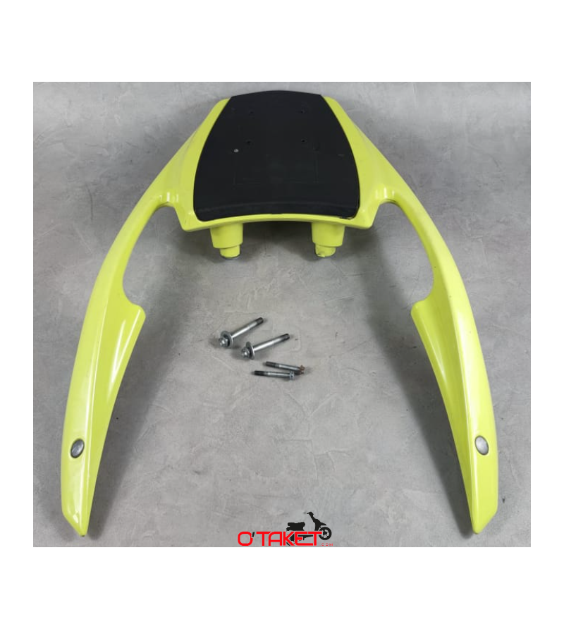 Poignée de maintien/Support top case Atlantic origine APRILIA 125/200/250/300/400/500 4T Accueil sur le site du spécialiste d... Poignée de maintien/Support top case Atlantic origine APRILIA 125/200/250/300/400/500 4T Accueil sur le site du spécialiste d...