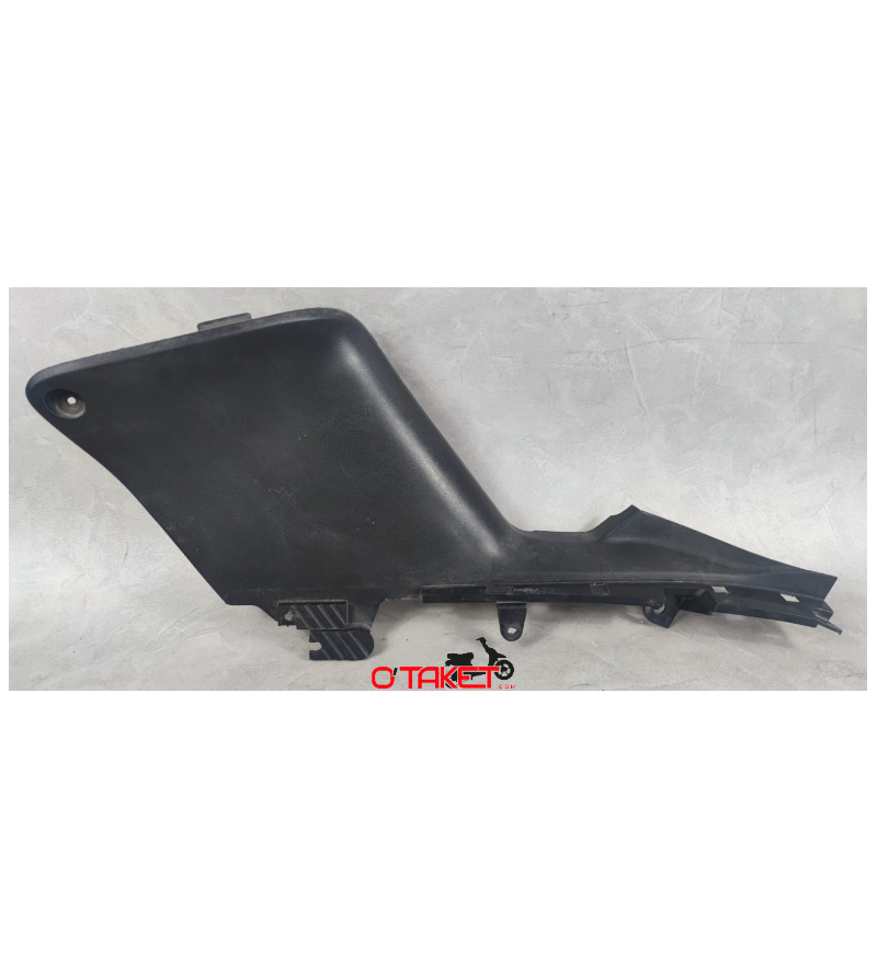 Carénage latéral gauche de tablier intérieur T-MAX origine YAMAHA 500 Accueil sur le site du spécialiste des deux roues O-TAK... Carénage latéral gauche de tablier intérieur T-MAX origine YAMAHA 500 Accueil sur le site du spécialiste des deux roues O-TAK...