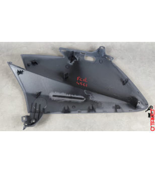 Flanc de carénage droit T-MAX origine YAMAHA 530 Accueil sur le site du spécialiste des deux roues O-TAKET.COM
