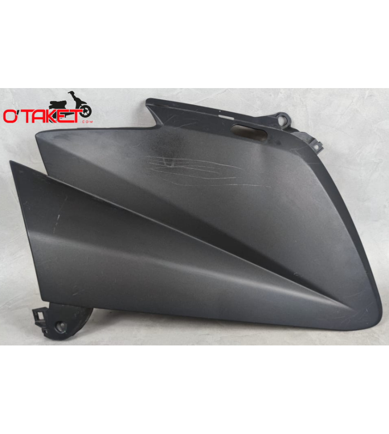 Flanc de carénage gauche T-MAX origine YAMAHA 530 Accueil sur le site du spécialiste des deux roues O-TAKET.COM