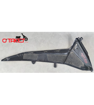 Dessous de tablier gauche T-MAX origine YAMAHA 530 Accueil sur le site du spécialiste des deux roues O-TAKET.COM