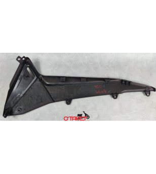 Dessous de tablier droit T-MAX origine YAMAHA 530 Accueil sur le site du spécialiste des deux roues O-TAKET.COM