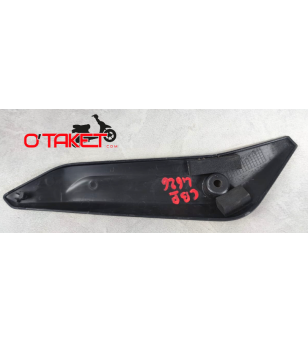 Cache bulle/pare brise gauche T-MAX origine YAMAHA 530/560 Accueil sur le site du spécialiste des deux roues O-TAKET.COM
