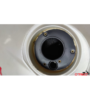 Réservoir essence RS/GPR NUDE origine APRILIA/DERBI 50/125 2T Accueil sur le site du spécialiste des deux roues O-TAKET.COM