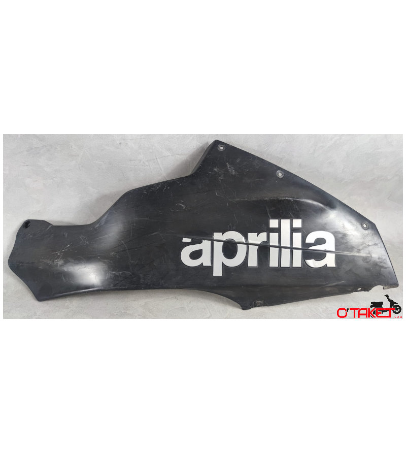 Sabot/Bas de caisse droit RS origine APRILIA 50 2T Accueil sur le site du spécialiste des deux roues O-TAKET.COM