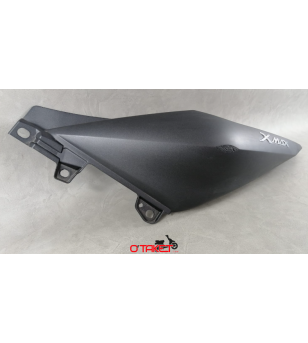 Coque latéral arrière gauche X-MAX/SKYCRUISER origine YAMAHA/MBK 125/250/300/400