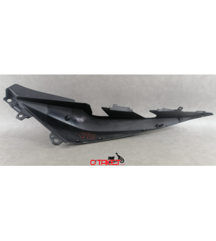 Coque latéral arrière droit X-MAX/SKYCRUISER origine YAMAHA/MBK 125/250/300/400 Accueil sur le site du spécialiste des deux r...