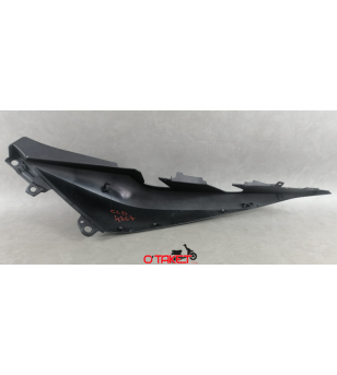 Coque latéral arrière droit X-MAX/SKYCRUISER origine YAMAHA/MBK 125/250/300/400 Accueil sur le site du spécialiste des deux r...