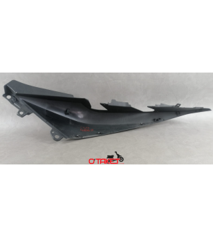 Coque latéral arrière droit X-MAX/SKYCRUISER origine YAMAHA/MBK 125/250/300/400 Accueil sur le site du spécialiste des deux r...