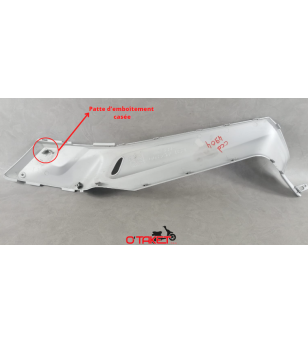 Carénage central droit X-MAX/SKYCRUISER origine YAMAHA/MBK 125/250 Accueil sur le site du spécialiste des deux roues O-TAKET.COM