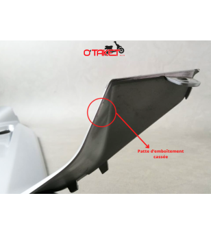 Carénage central droit X-MAX/SKYCRUISER origine YAMAHA/MBK 125/250 Accueil sur le site du spécialiste des deux roues O-TAKET.COM