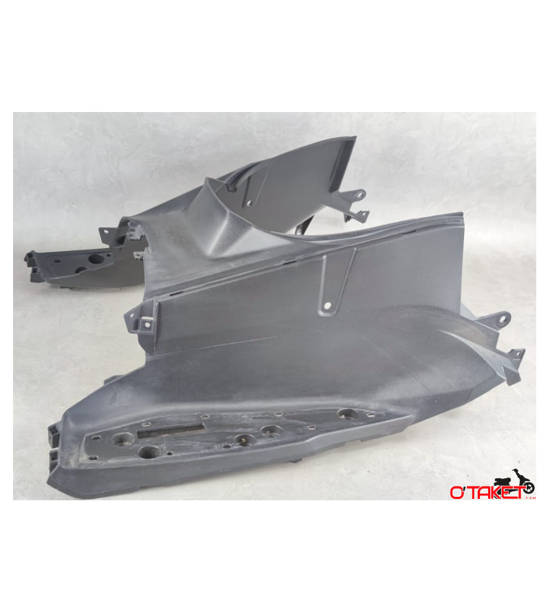 Marche pieds X-MAX/EVOLIS origine YAMAHA/MBK 125/250/300/400 Accueil sur le site du spécialiste des deux roues O-TAKET.COM