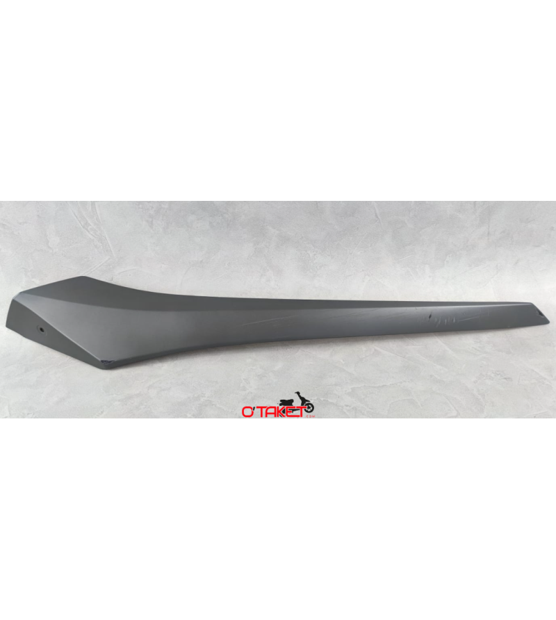 Sabot/bas de caisse droit X-MAX origine YAMAHA 125/250/300/400 Accueil sur le site du spécialiste des deux roues O-TAKET.COM