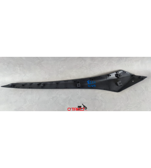 Sabot/bas de caisse droit X-MAX origine YAMAHA 125/250/300/400 Accueil sur le site du spécialiste des deux roues O-TAKET.COM