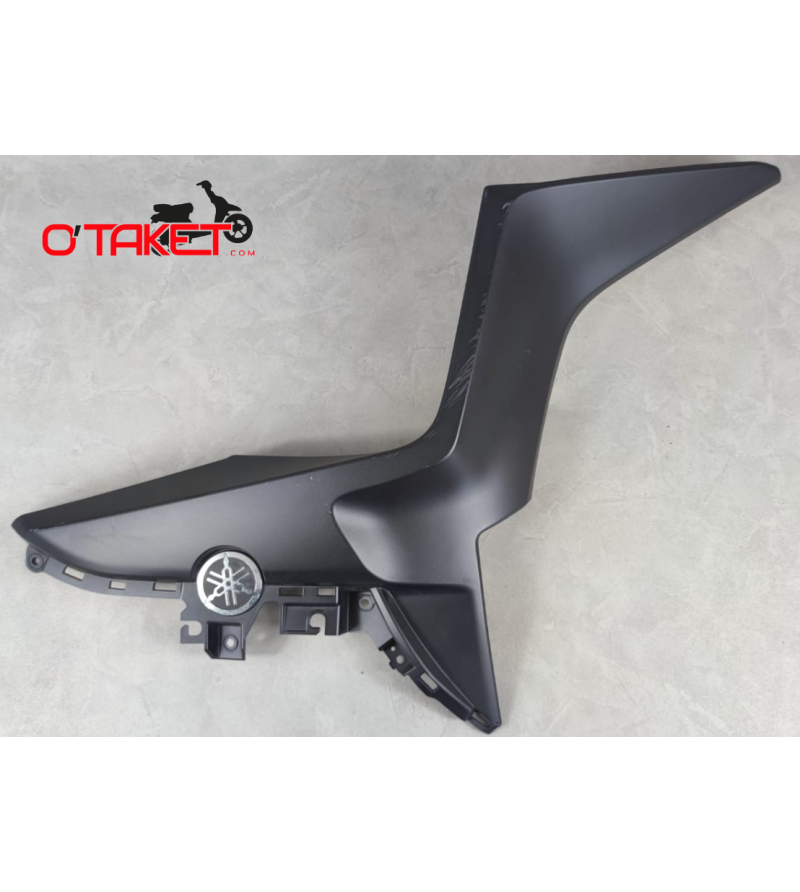 Flanc de carénage gauche X-MAX origine YAMAHA 125/300/400 Accueil sur le site du spécialiste des deux roues O-TAKET.COM