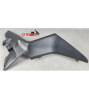 Flanc de carénage gauche X-MAX origine YAMAHA 125/300/400 Accueil sur le site du spécialiste des deux roues O-TAKET.COM