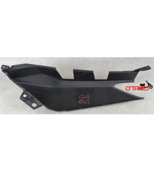 Coque latéral arrière droit X-MAX/EVOLIS origine MBK/YAMAHA 125/250/400 (édition MOMO DESIGN) Carrosseries sur le site du spé...