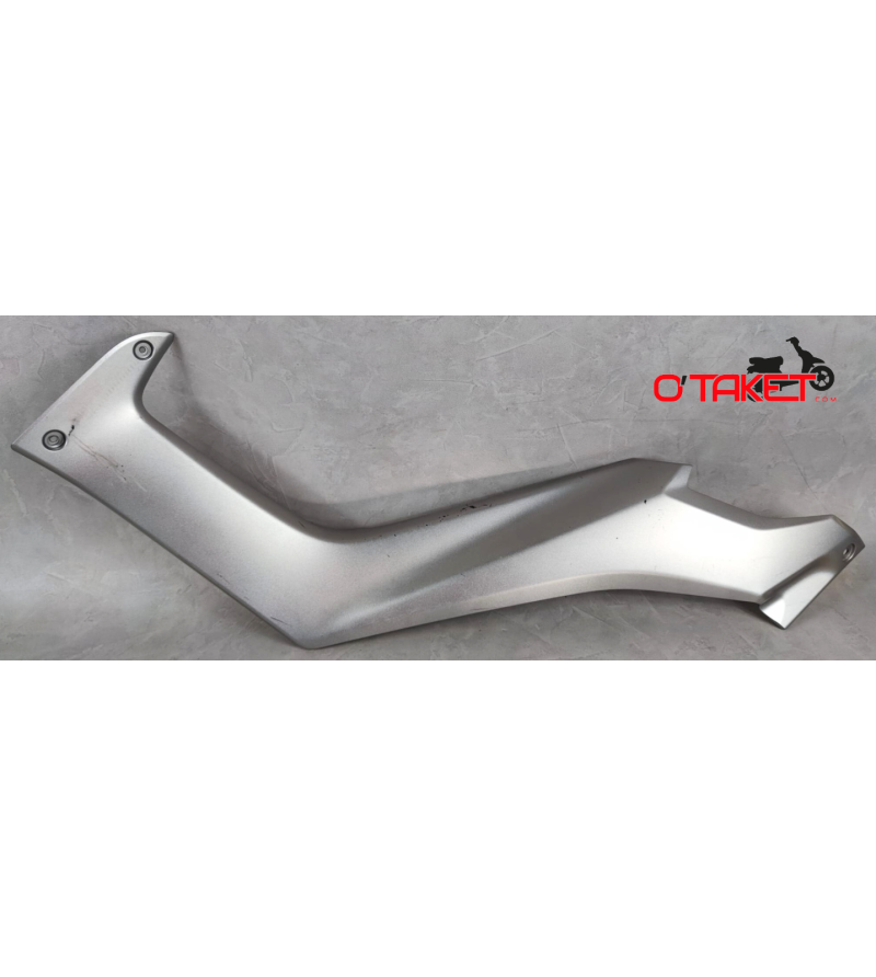 Cache latéral gauche N-MAX/OCITO origine YAMAHA/MBK 125/155 Accueil sur le site du spécialiste des deux roues O-TAKET.COM