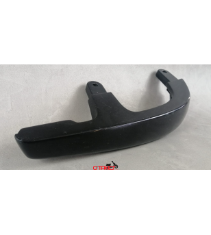 Poignée passager droit X-MAX/SKYCRUISER origine YAMAHA/MBK 125/250 Carrosseries sur le site du spécialiste des deux roues O-T...
