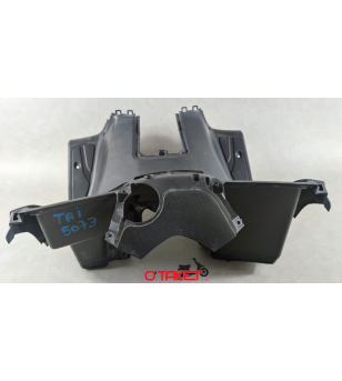 Tablier intérieur origine X-MAX/SKYCRUISER origine MBK/YAMAHA 125/250 Accueil sur le site du spécialiste des deux roues O-TAK...