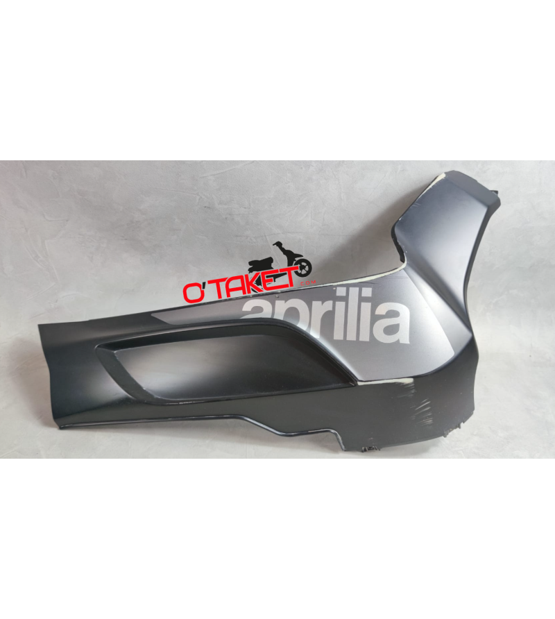 Bas de caisse droit SXR origine APRILIA Accueil sur le site du spécialiste des deux roues O-TAKET.COM