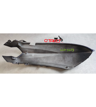 Coque latéral arrière gauche Kisbee origine PEUGEOT Accueil sur le site du spécialiste des deux roues O-TAKET.COM