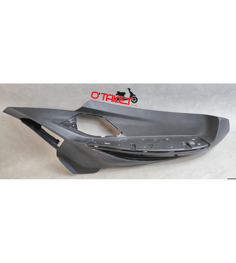 Demi marche pied droit BEVERLY origine PIAGGIO 300/400 Accueil sur le site du spécialiste des deux roues O-TAKET.COM