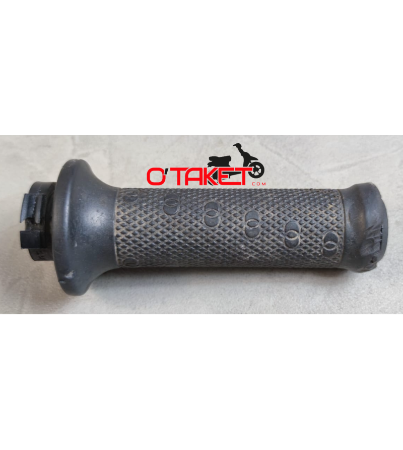 Poignée de gaz DOMINO ICE origine GILERA Accueil sur le site du spécialiste des deux roues O-TAKET.COM Poignée de gaz DOMINO ICE origine GILERA Accueil sur le site du spécialiste des deux roues O-TAKET.COM
