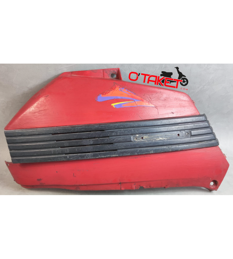 Carénage latéral arrière droit SC/SX origine PEUGEOT 50/80 Accueil sur le site du spécialiste des deux roues O-TAKET.COM Carénage latéral arrière droit SC/SX origine PEUGEOT 50/80 Accueil sur le site du spécialiste des deux roues O-TAKET.COM