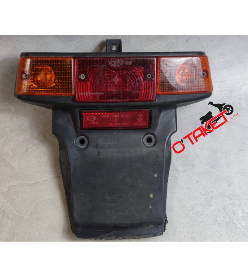 Feu arrière complet ST/ST RAPIDO/STL origine PEUGEOT Accueil sur le site du spécialiste des deux roues O-TAKET.COM Feu arrière complet ST/ST RAPIDO/STL origine PEUGEOT Accueil sur le site du spécialiste des deux roues O-TAKET.COM