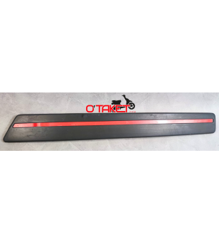 Enjoliveur de capot gauche SV origine PEUGEOT 50/80/125 Accueil sur le site du spécialiste des deux roues O-TAKET.COM