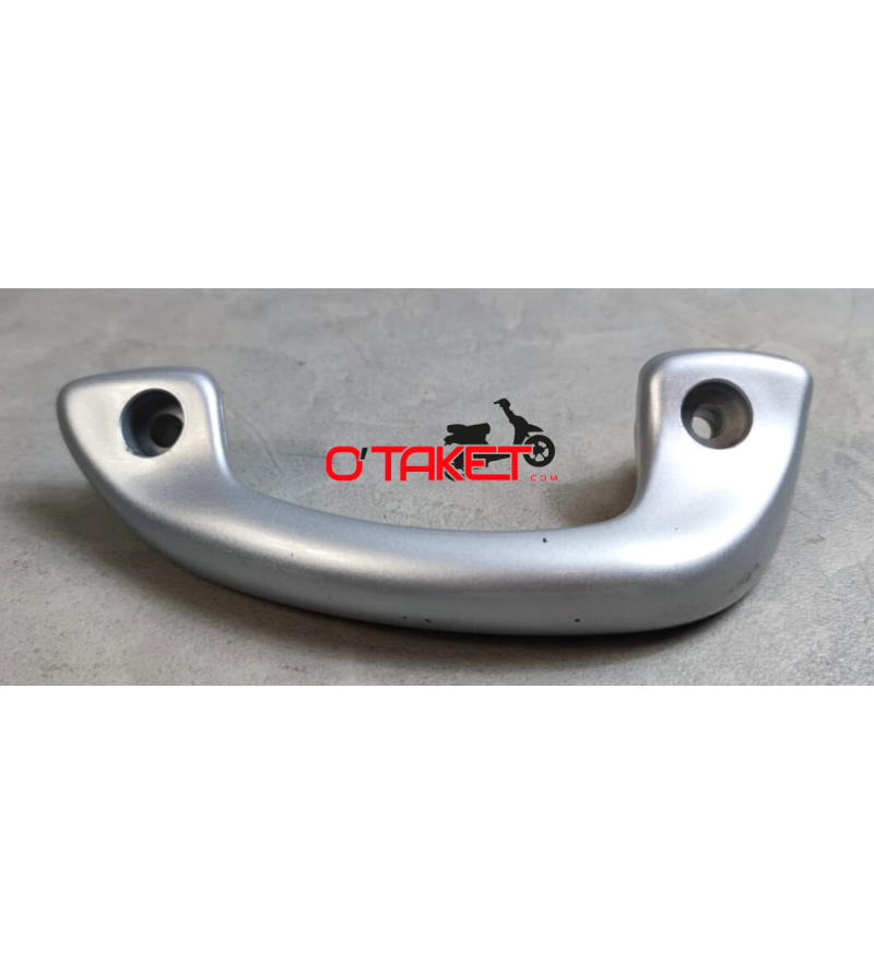 Poignée de maintient arrière gauche Ovetto/Neo's origine MBK/YAMAHA Accueil sur le site du spécialiste des deux roues O-TAKET... Poignée de maintient arrière gauche Ovetto/Neo's origine MBK/YAMAHA Accueil sur le site du spécialiste des deux roues O-TAKET...