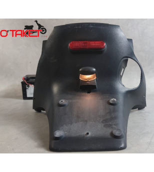 Bavette arrière Elystar/Elyseo origine PEUGEOT 50/100/125/150 Accueil sur le site du spécialiste des deux roues O-TAKET.COM