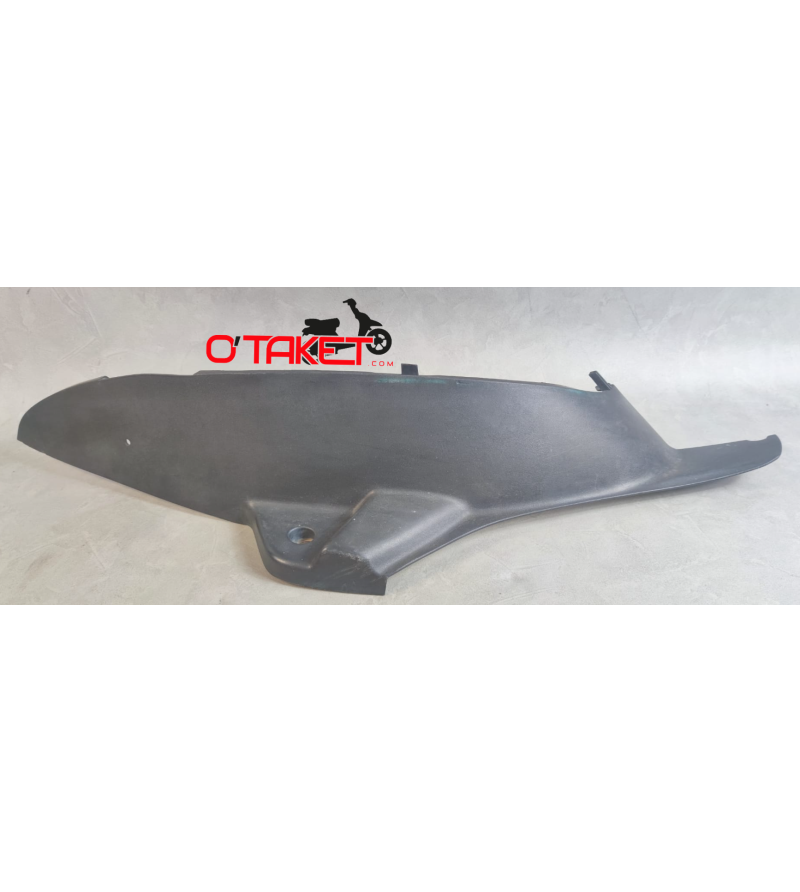 Carénage/Flanc de repose pied droit Elyseo/Elystar origine PEUGEOT Accueil sur le site du spécialiste des deux roues O-TAKET.COM Carénage/Flanc de repose pied droit Elyseo/Elystar origine PEUGEOT Accueil sur le site du spécialiste des deux roues O-TAKET.COM