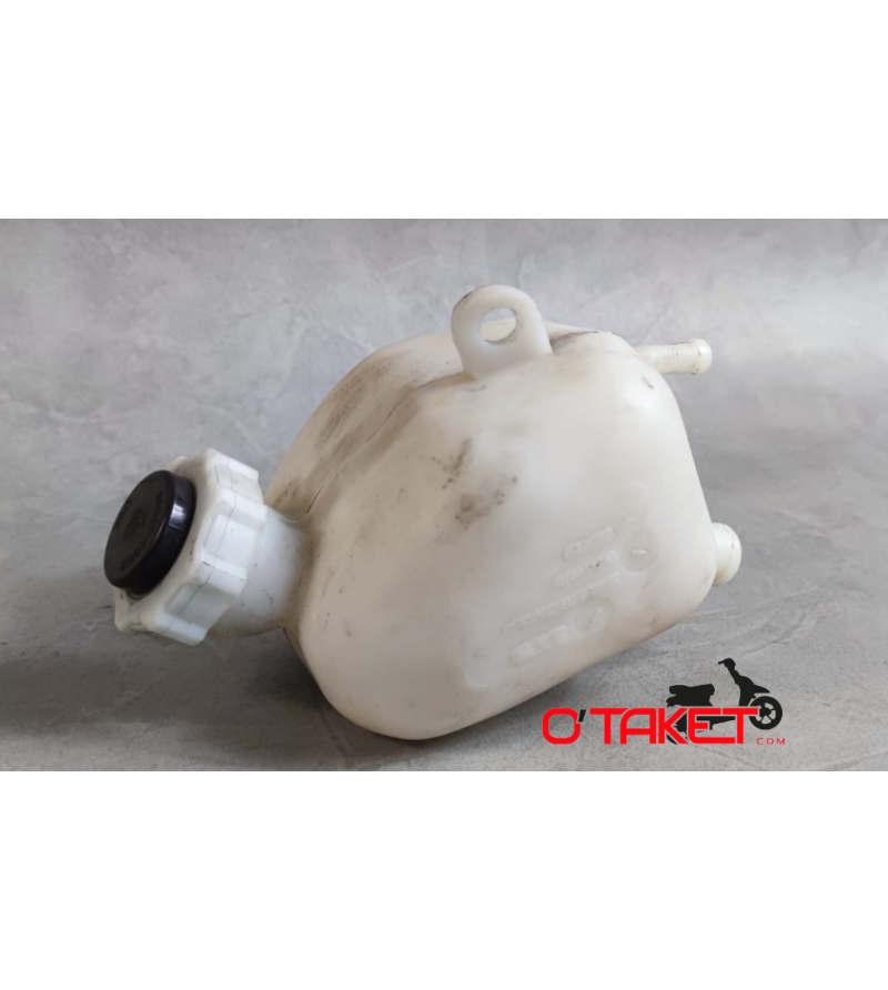 Vase d'expansion Elystar/Elyseo origine PEUGEOT 125/150 Accueil sur le site du spécialiste des deux roues O-TAKET.COM Vase d'expansion Elystar/Elyseo origine PEUGEOT 125/150 Accueil sur le site du spécialiste des deux roues O-TAKET.COM