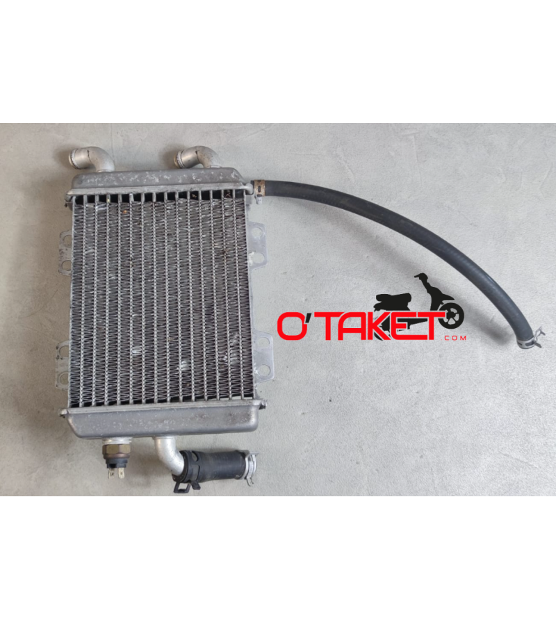 Radiateur Elyseo/Elystar origine PEUGEOT 125/150 Accueil sur le site du spécialiste des deux roues O-TAKET.COM Radiateur Elyseo/Elystar origine PEUGEOT 125/150 Accueil sur le site du spécialiste des deux roues O-TAKET.COM
