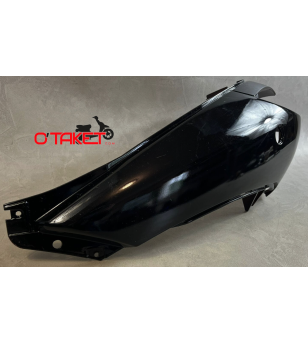 Carénage arrière latéral gauche Vivacity I et II origine PEUGEOT Accueil sur le site du spécialiste des deux roues O-TAKET.COM
