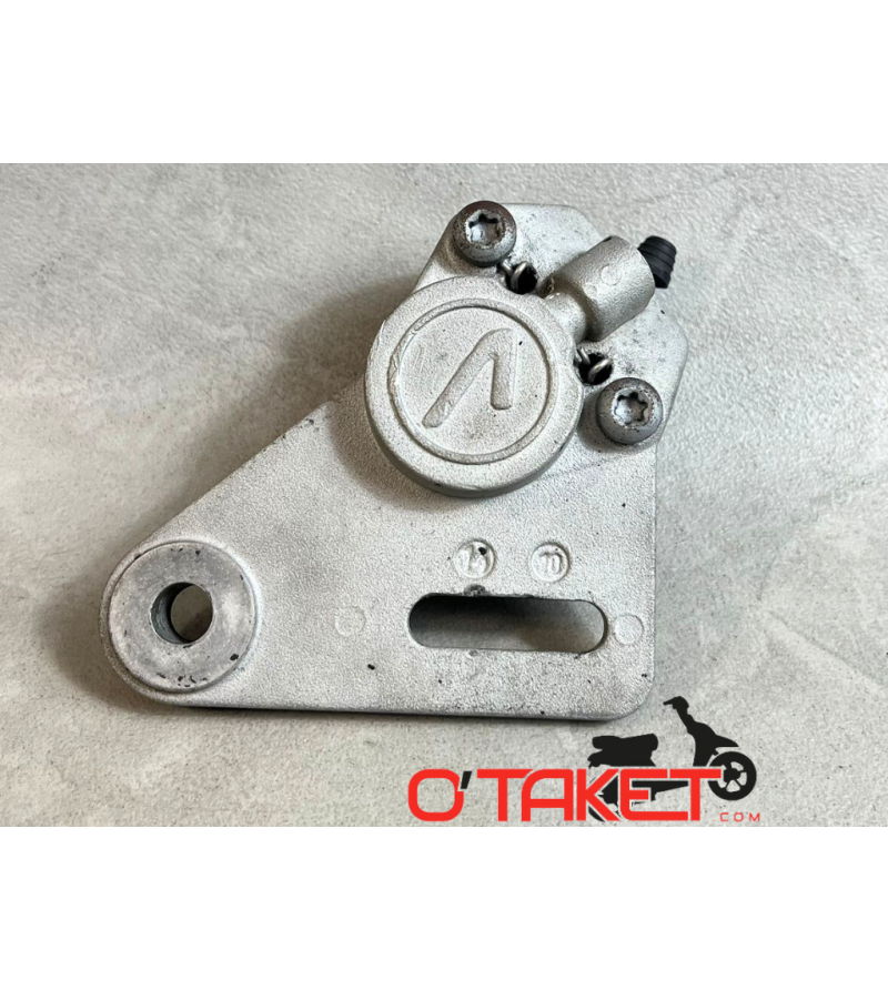 Étrier frein arrière AJP Senda/RCR/SMT origine DERBI/GILERA Accueil sur le site du spécialiste des deux roues O-TAKET.COM