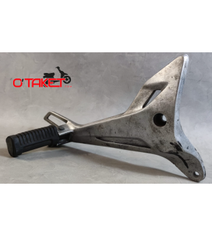 Platine/Repose pied droit Innova origine HONDA 125 Accueil sur le site du spécialiste des deux roues O-TAKET.COM