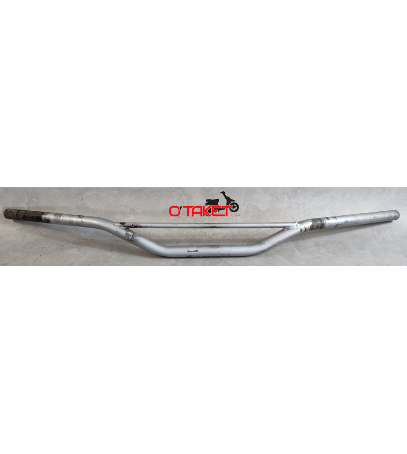 Guidon avec barre de renfort RK/HAK/GSM/ZULU origine GILERA 50 (Ø22mm) Accueil sur le site du spécialiste des deux roues O-TA... Guidon avec barre de renfort RK/HAK/GSM/ZULU origine GILERA 50 (Ø22mm) Accueil sur le site du spécialiste des deux roues O-TA...