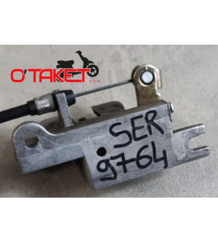Serrure/Crochet de selle Agility/Agility City/Agility Carry/Like/ origine KYMCO 50/125 Accueil sur le site du spécialiste des...